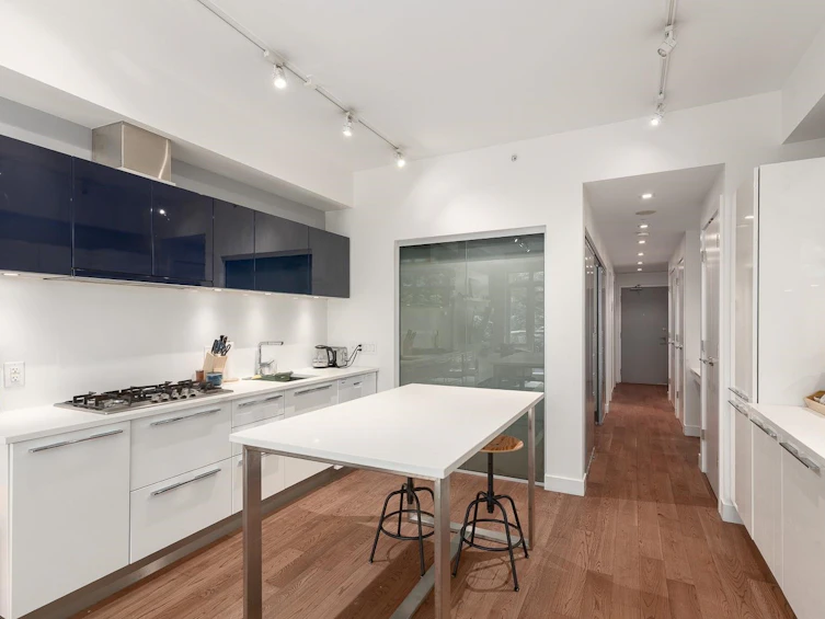 227-108 E 1st Avenue, Vancouver, BC, V5T 0E3 - 3