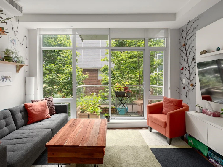 227-108 E 1st Avenue, Vancouver, BC, V5T 0E3 - 8