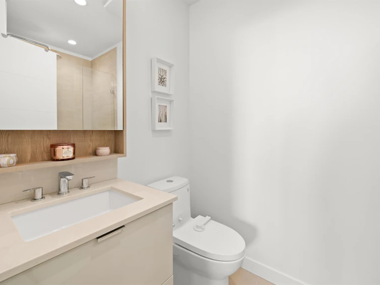 304-108 E 8th Street, North Vancouver, BC, V7L 0H1 - 22