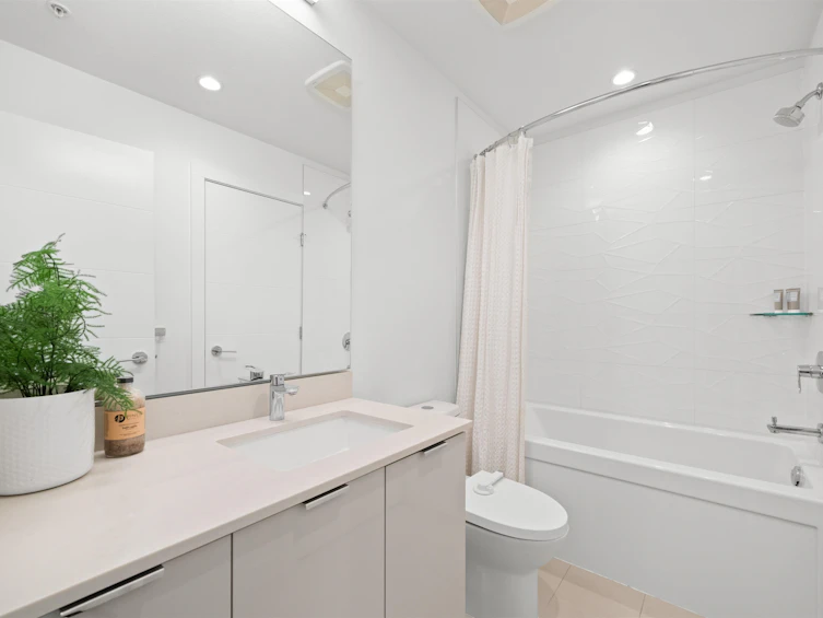 304-108 E 8th Street, North Vancouver, BC, V7L 0H1 - 28