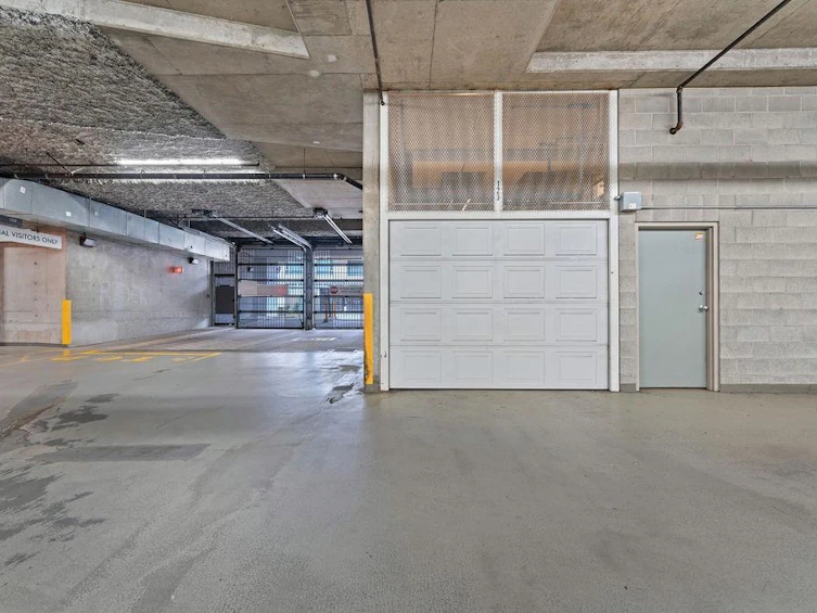123 Aquarius Mews, Vancouver, BC, V6Z 2Z1 - 36