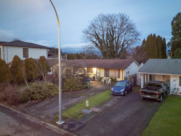 8900 Charles Street, Chilliwack, BC, V2P 7H8 - 6