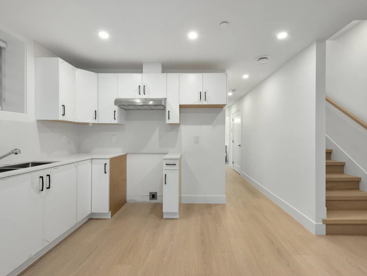 2-7361 Fraser Street, Vancouver, BC, V5X 3W1 - 27