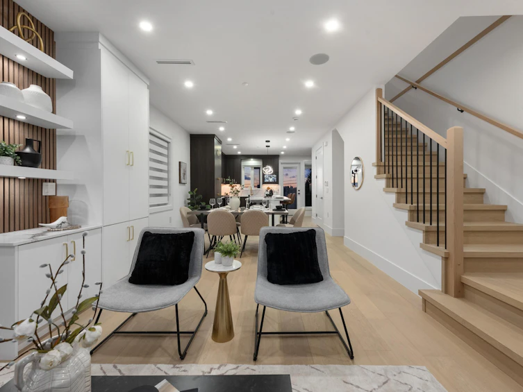 2-7361 Fraser Street, Vancouver, BC, V5X 3W1 - 9
