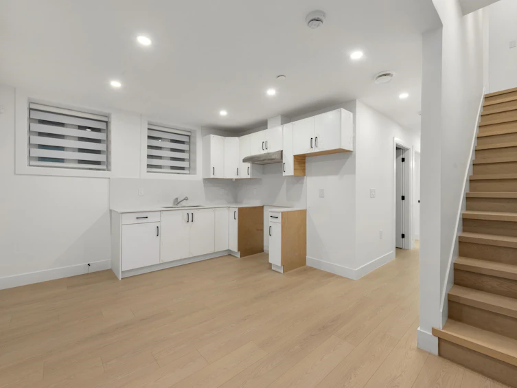 2-7361 Fraser Street, Vancouver, BC, V5X 3W1 - 26