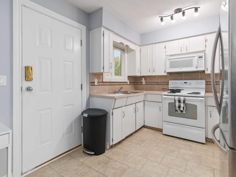 8702 Broadway Street, Chilliwack, BC, V2P 5V6 - 23