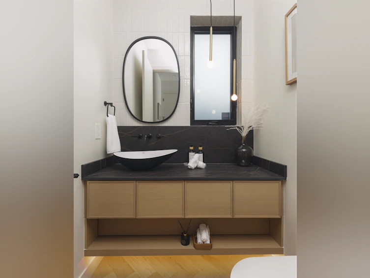 2-58 E 40th Avenue, Vancouver, BC, V5W 1L4 - 18