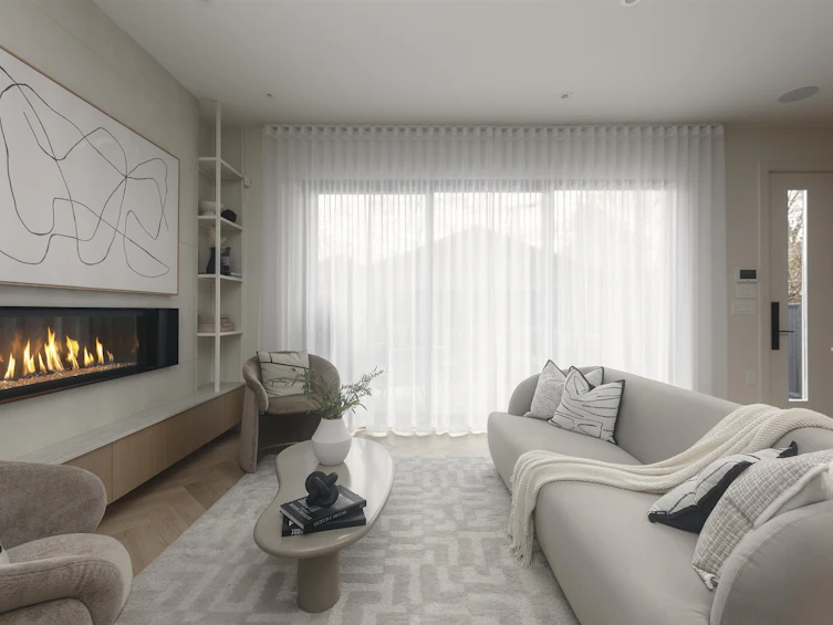 2-58 E 40th Avenue, Vancouver, BC, V5W 1L4 - 2