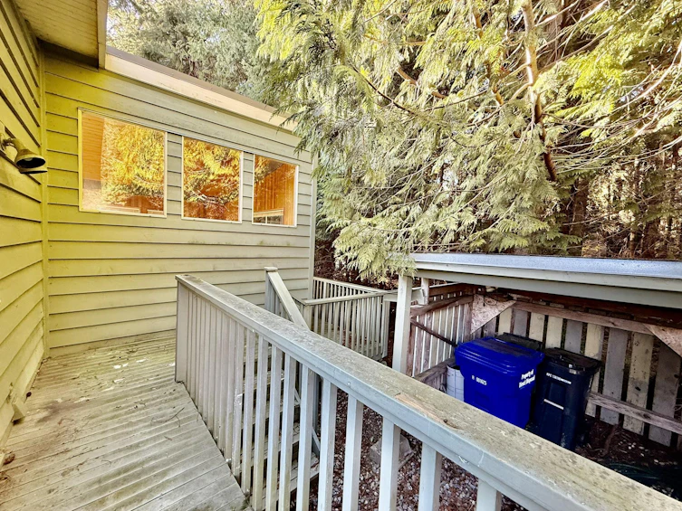 7077 Dale Road, Halfmoon Bay, BC, V7Z 0N2 - 16