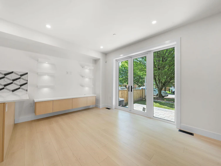 1-3425 Archimedes Street, Vancouver, BC, V5R 4W4 - 8