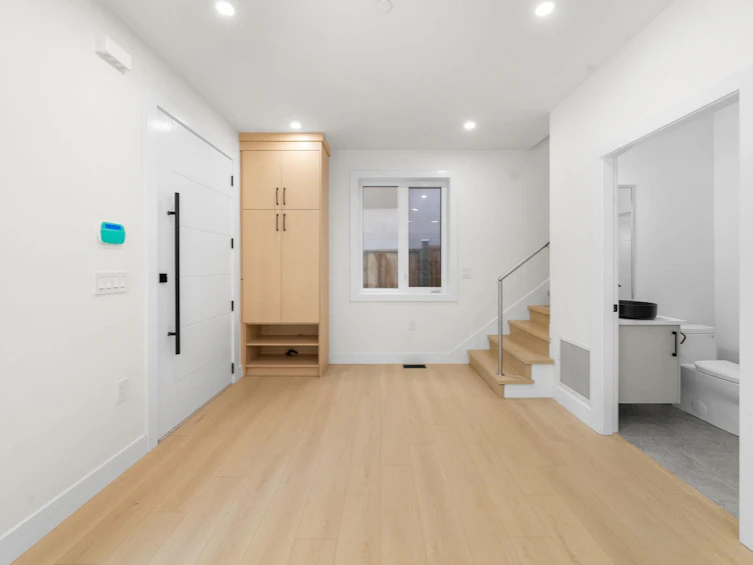 1-3425 Archimedes Street, Vancouver, BC, V5R 4W4 - 12