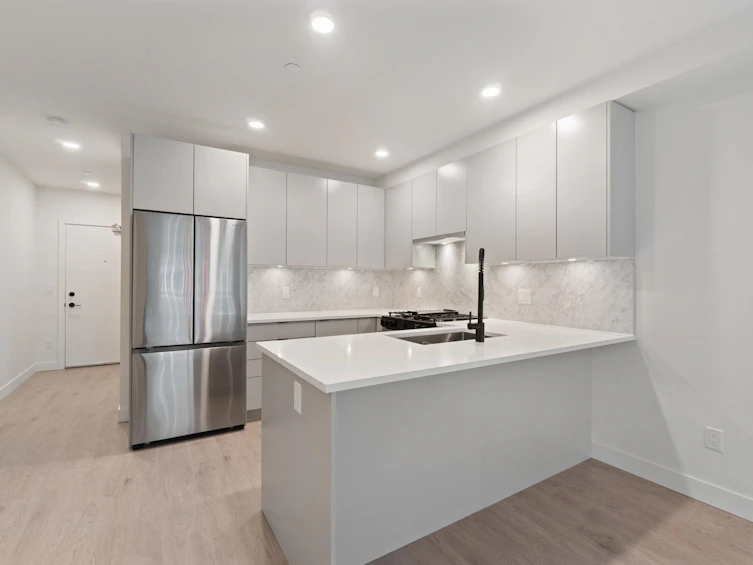 418-13258 105 Avenue, Surrey, BC, V3T 1Z2 - 6