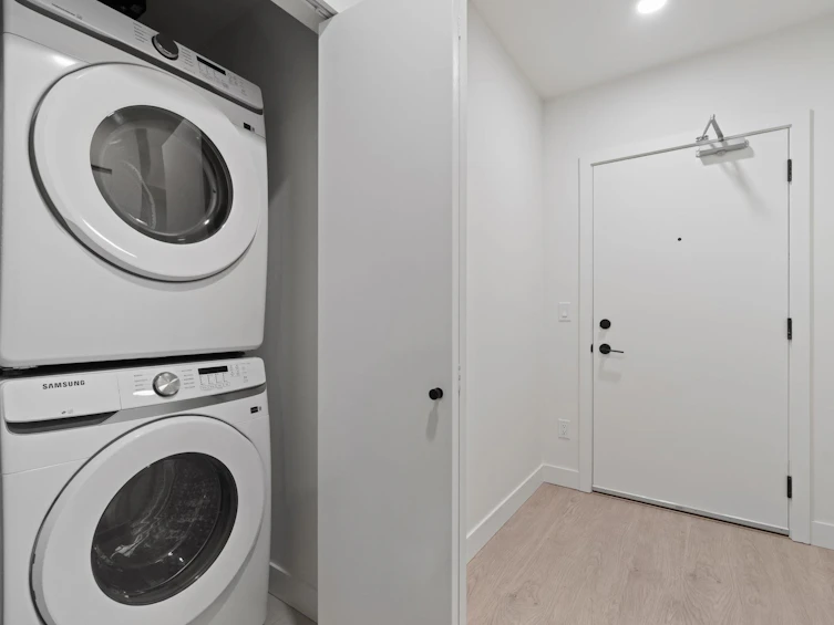418-13258 105 Avenue, Surrey, BC, V3T 1Z2 - 11