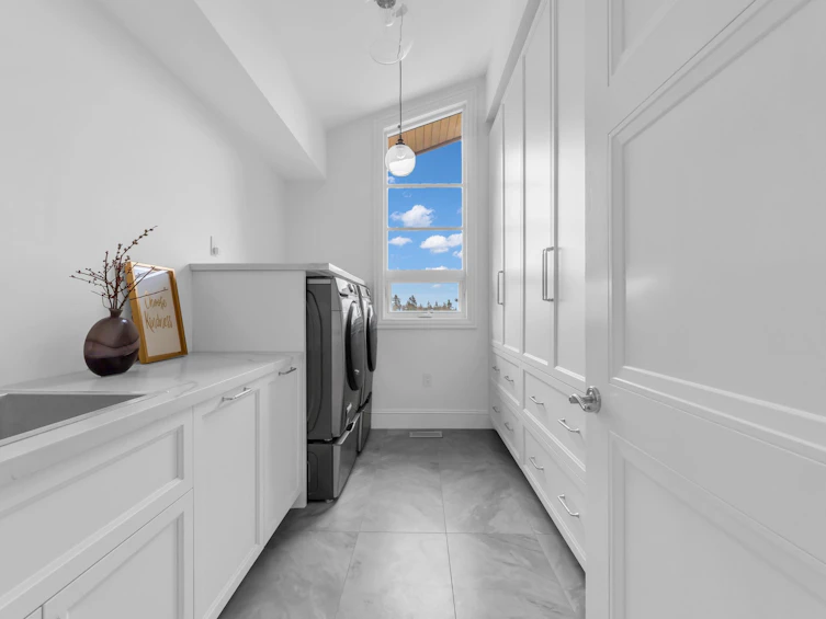 565 Robin Hood Road, West Vancouver, BC, V7S 1T4 - 32