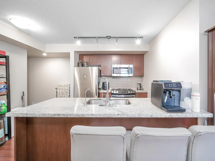 1101-8288 Lansdowne Road, Richmond, BC, V6X 0B2 - 6