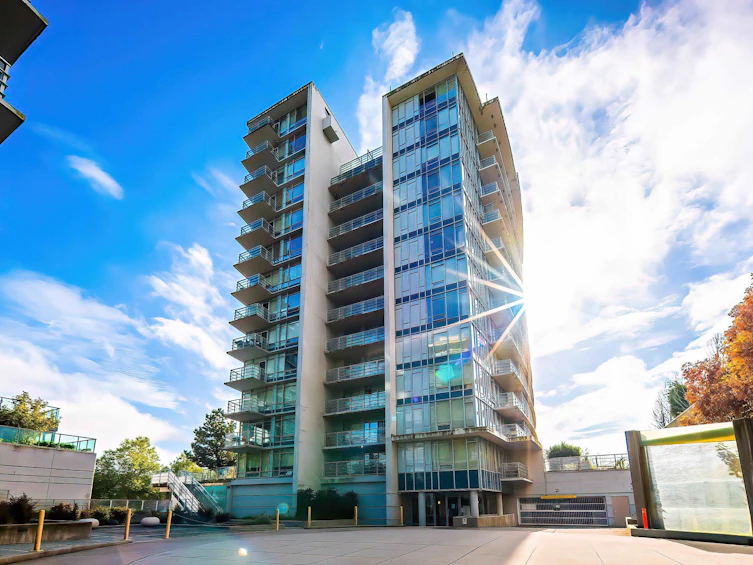 1101-8288 Lansdowne Road, Richmond, BC, V6X 0B2