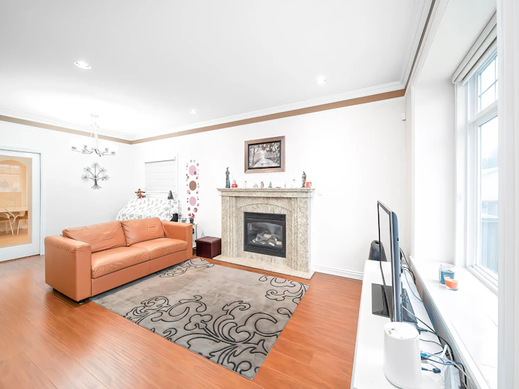 7150 Canada Way, Burnaby, BC, V5E 3R8 - 12