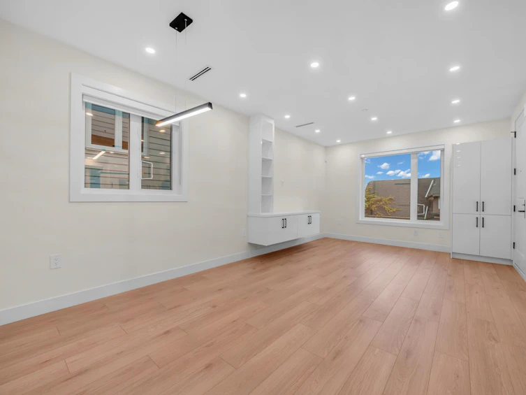 3-3090 Vanness Avenue, Vancouver, BC, V5R 5A1 - 8