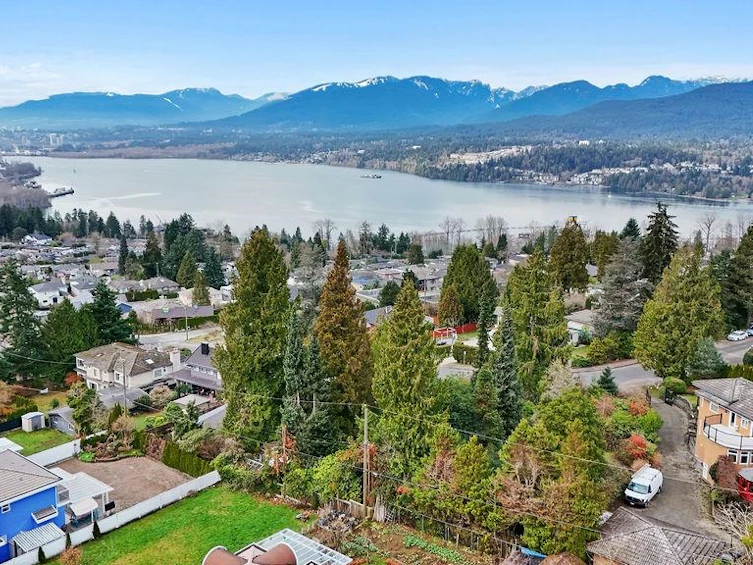 7258 Ridge Drive, Burnaby, BC, V5A 1B5 - 9