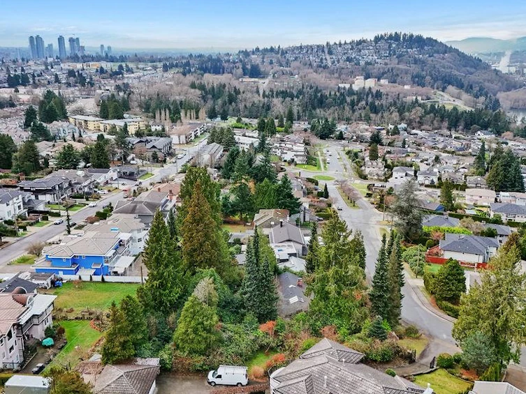 7258 Ridge Drive, Burnaby, BC, V5A 1B5 - 11