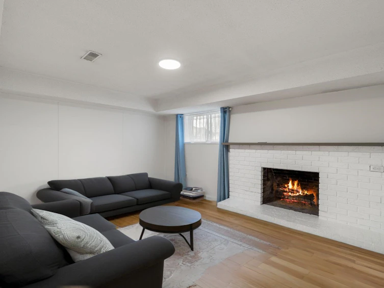 2611 Parker Street, Vancouver, BC, V5K 2T5 - 9