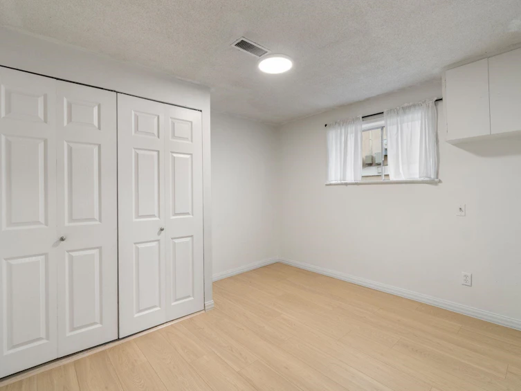 2611 Parker Street, Vancouver, BC, V5K 2T5 - 12