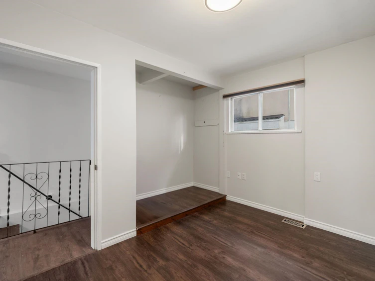 2611 Parker Street, Vancouver, BC, V5K 2T5 - 6