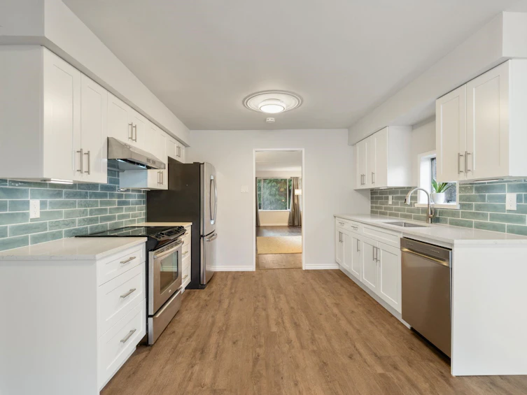 2611 Parker Street, Vancouver, BC, V5K 2T5 - 2