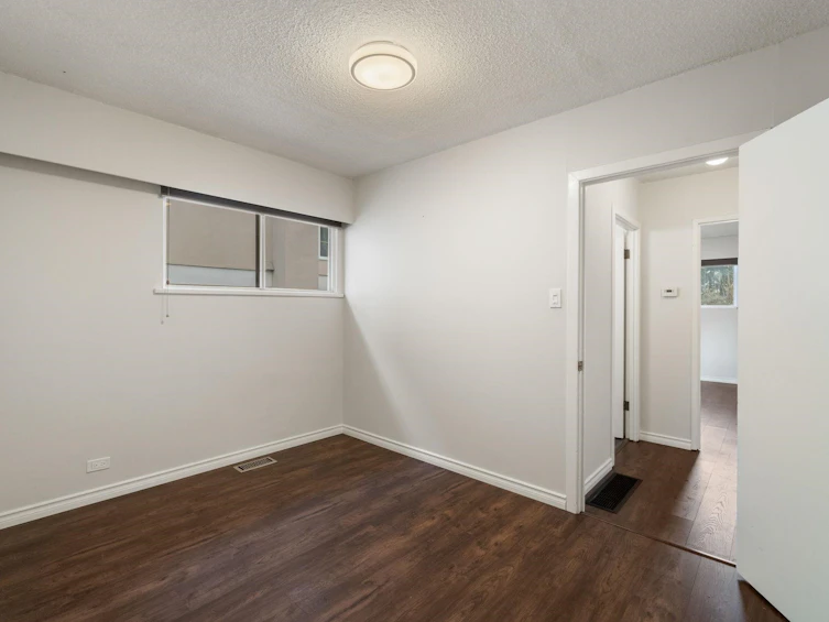 2611 Parker Street, Vancouver, BC, V5K 2T5 - 5