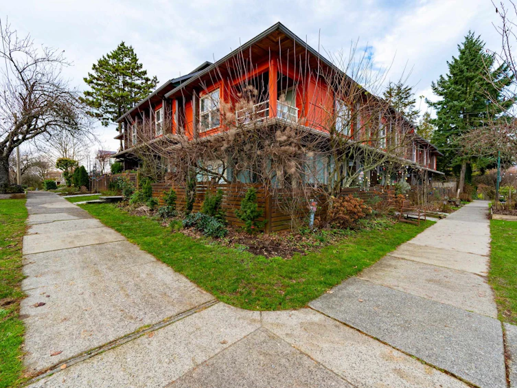 1187 E 19th Avenue, Vancouver, BC, V5V 1K9 - 38