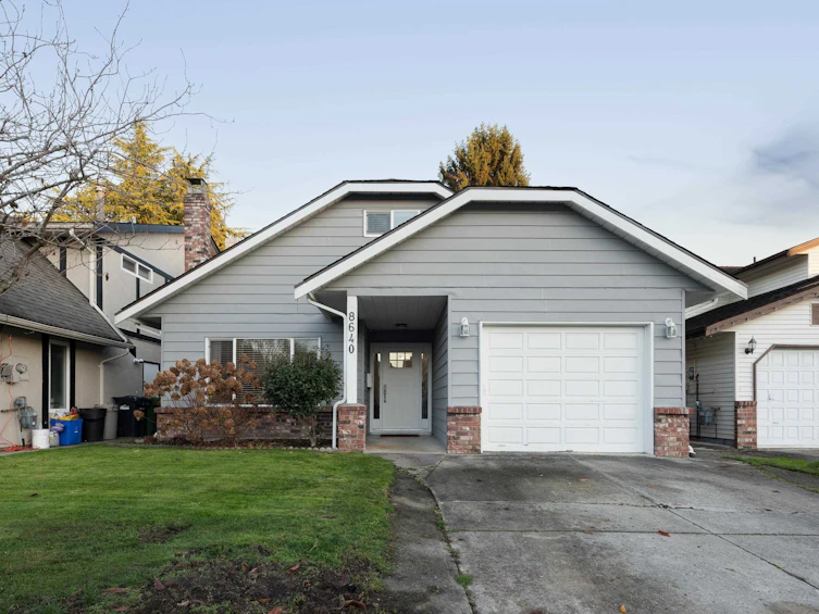 8640 Delaware Road, Richmond, BC, V7C 4Y3 - 34