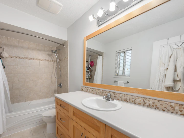 8640 Delaware Road, Richmond, BC, V7C 4Y3 - 20