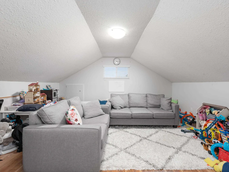 8640 Delaware Road, Richmond, BC, V7C 4Y3 - 25