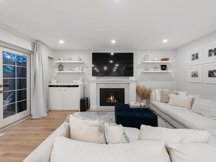 8640 Delaware Road, Richmond, BC, V7C 4Y3 - 8