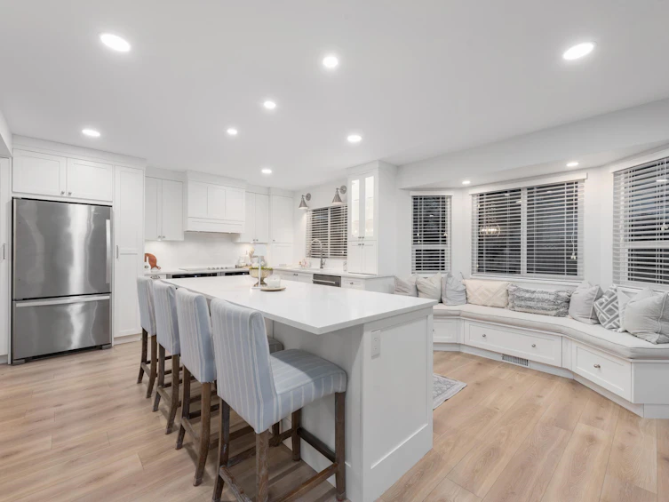 8640 Delaware Road, Richmond, BC, V7C 4Y3 - 2