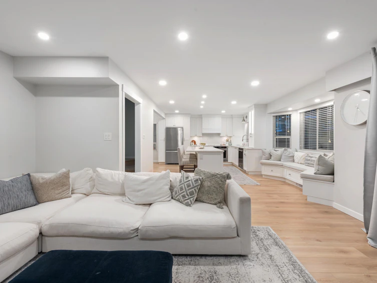 8640 Delaware Road, Richmond, BC, V7C 4Y3 - 10