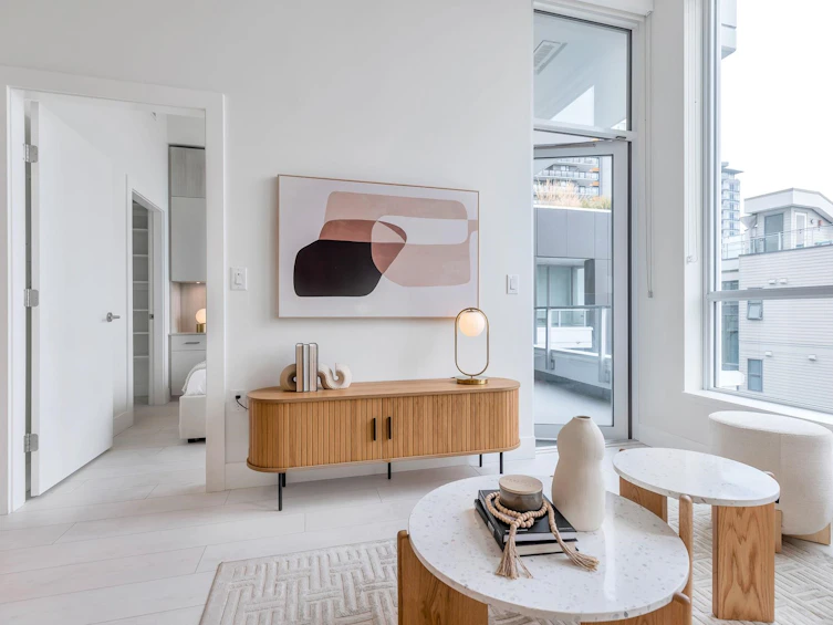 601-3438 Sawmill Crescent, Vancouver, BC, V5S 0E3 - 3