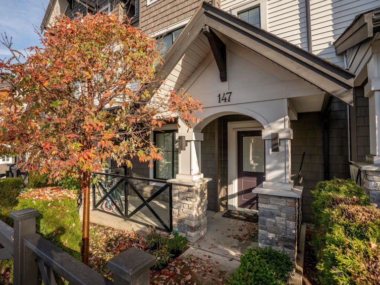 147-6030 142 Street, Surrey, BC, V3X 0J5