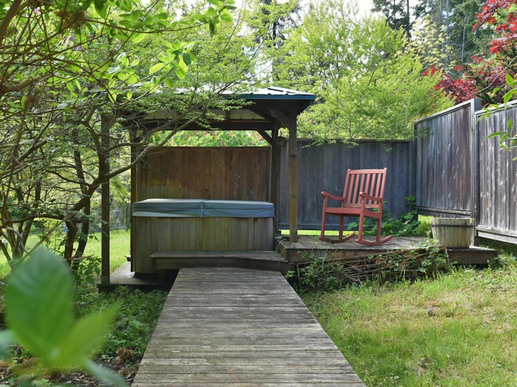 2855 Lacey Place, Roberts Creek, BC, V0N 2W4 - 21