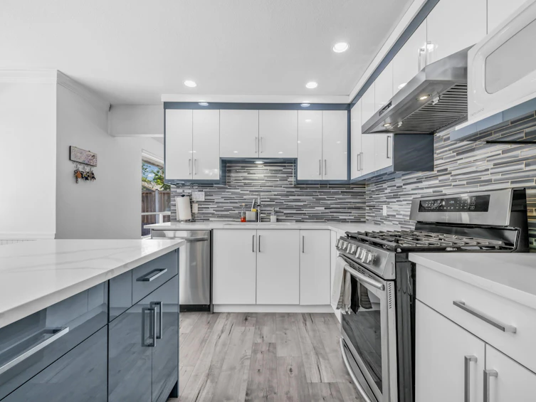 13330 59b Avenue, Surrey, BC, V3X 2N6 - 10