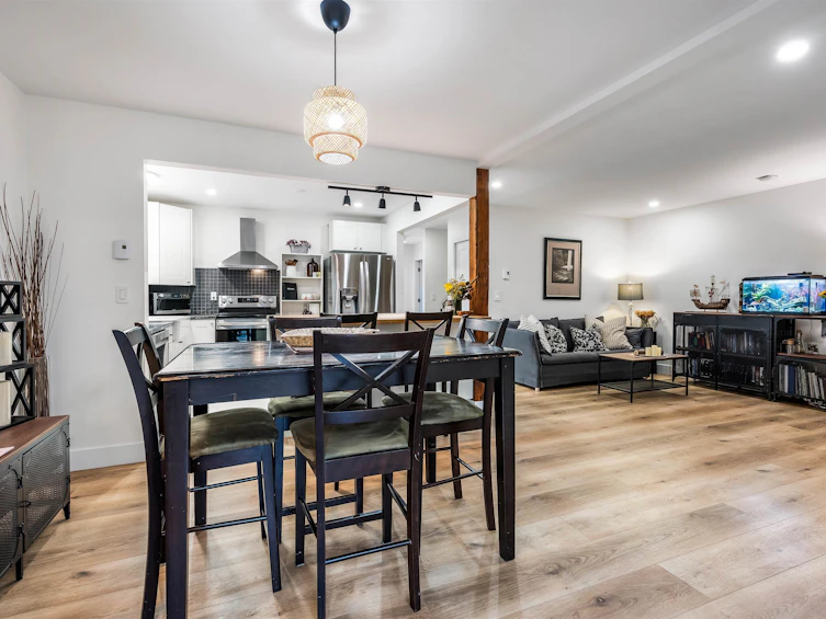 8542 Mccutcheon Avenue, Chilliwack, BC, V2P 7K7 - 12