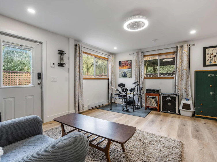 8542 Mccutcheon Avenue, Chilliwack, BC, V2P 7K7 - 19
