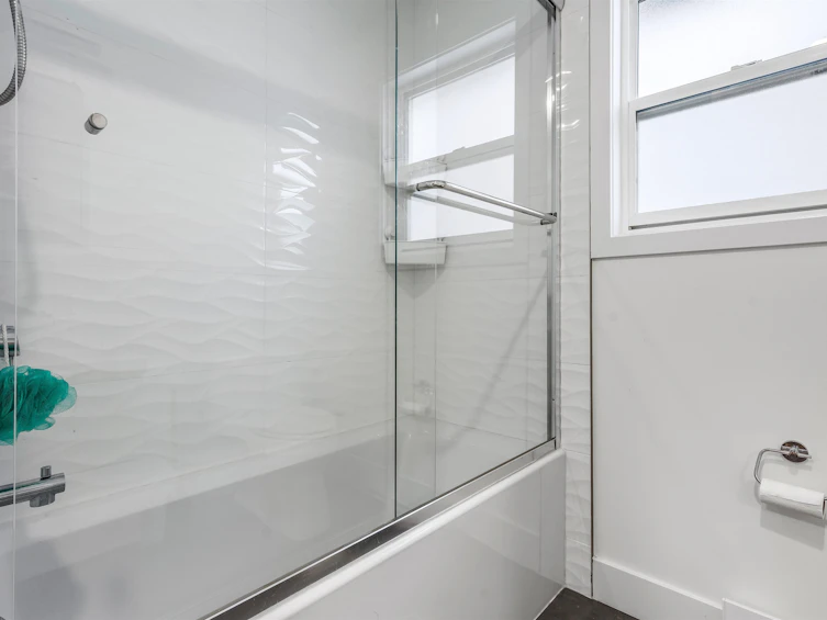 8542 Mccutcheon Avenue, Chilliwack, BC, V2P 7K7 - 27