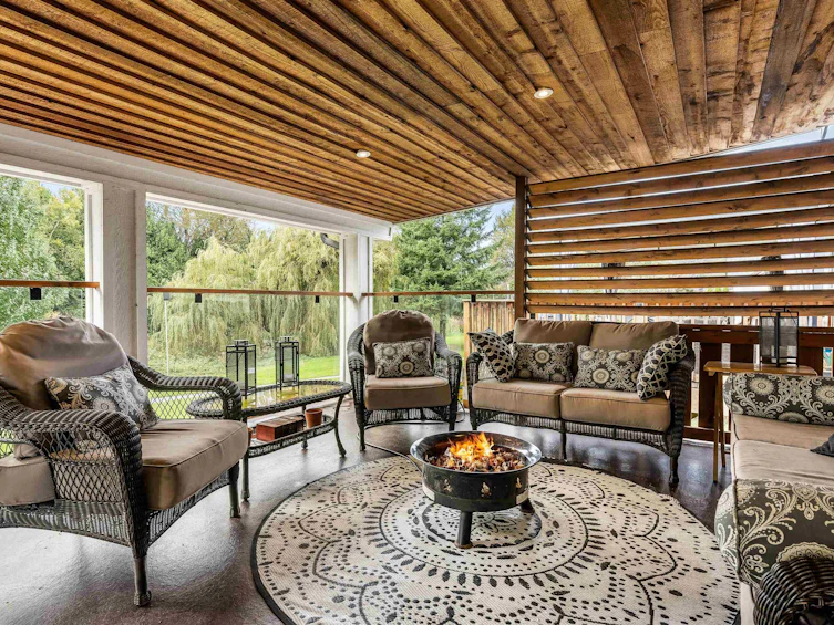 8542 Mccutcheon Avenue, Chilliwack, BC, V2P 7K7 - 32