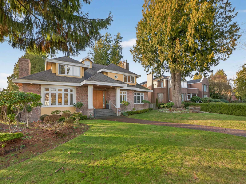 6787 Montgomery Street, Vancouver BC V6P 4G3