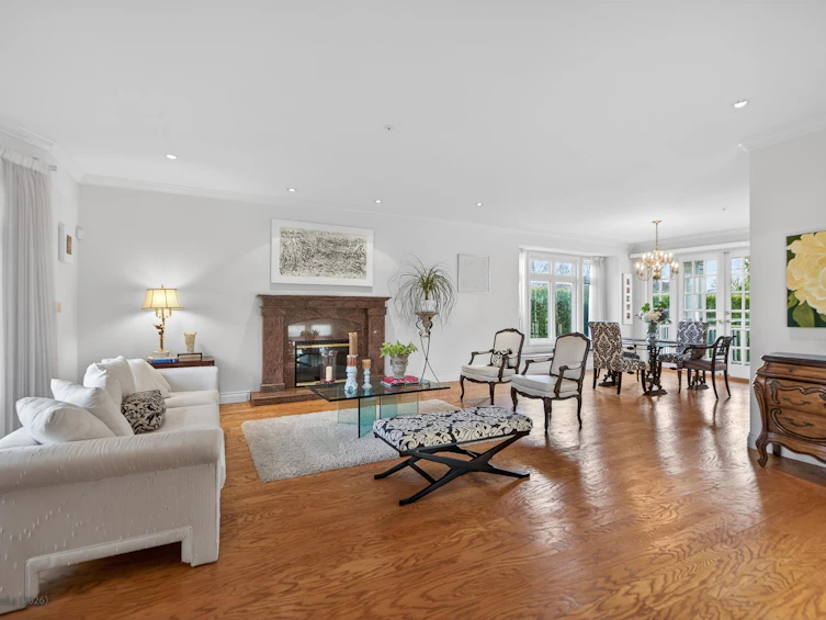 6787 Montgomery Street, Vancouver, BC, V6P 4G3 - 2