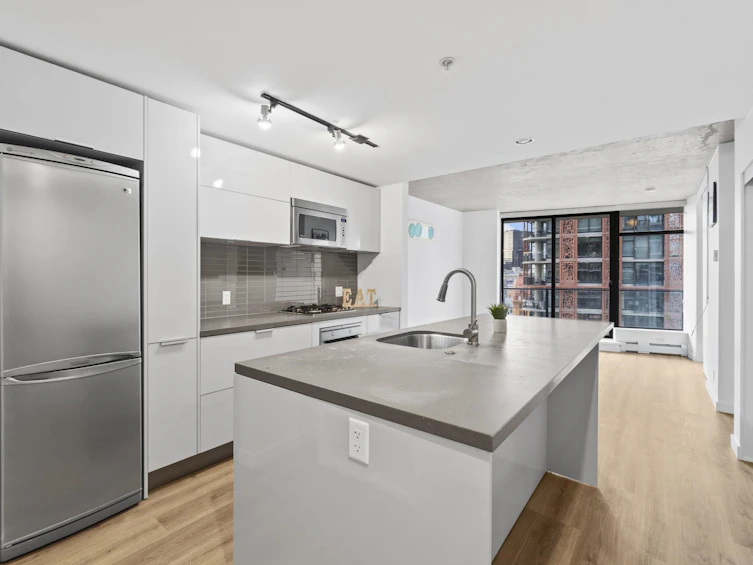 1707-108 W Cordova Street, Vancouver, BC, V6B 0G5 - 2