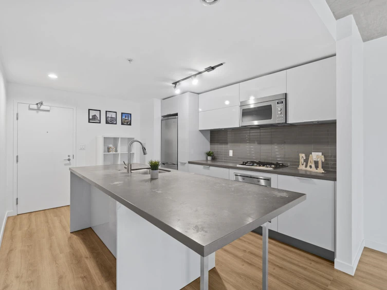 1707-108 W Cordova Street, Vancouver, BC, V6B 0G5 - 3