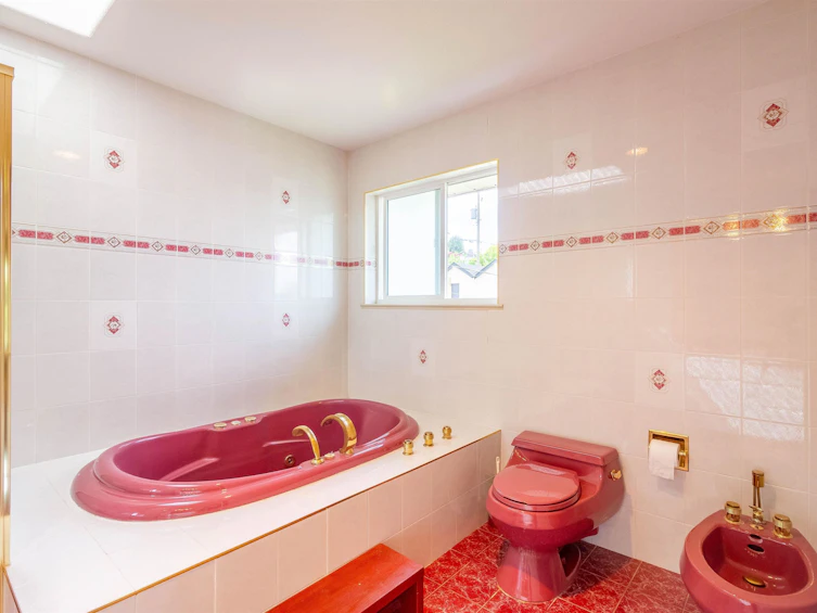 7286 Barnet Road, Burnaby, BC, V5A 1E2 - 20