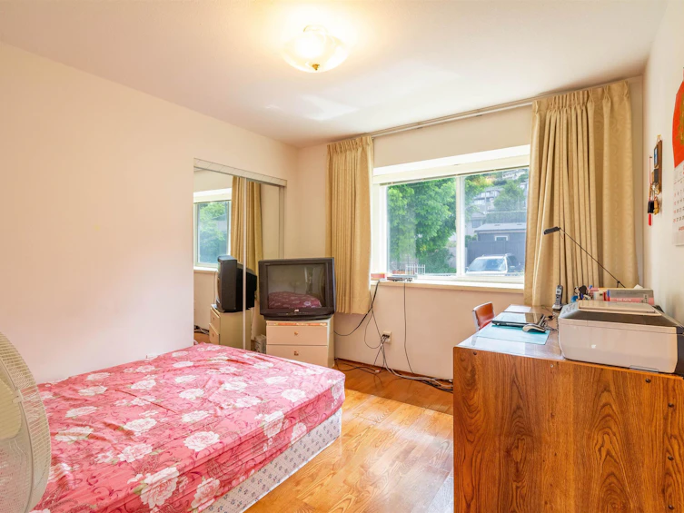 7286 Barnet Road, Burnaby, BC, V5A 1E2 - 23